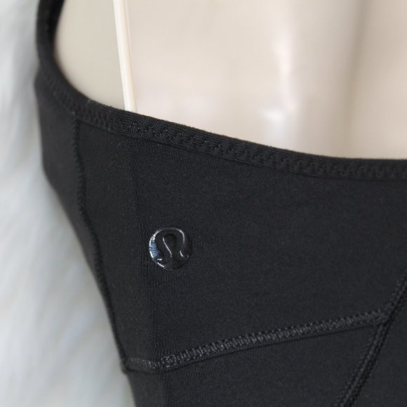 Lululemon 🍋 Racerback Tank - Picture 3 of 5